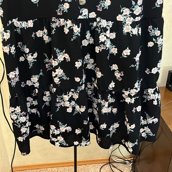 Evri Button Down Dress - Picture 3 of 5